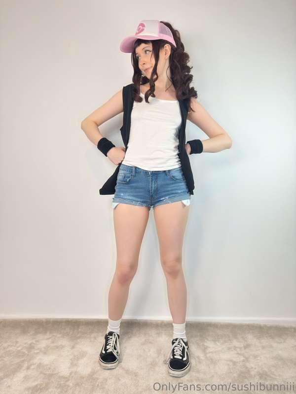 Small tits, but a big ass...Yep! Must be Hilda!‎ ♡ Pokemon H..