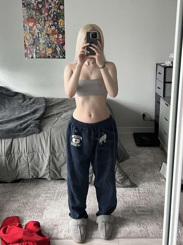 little shirt big pants always!