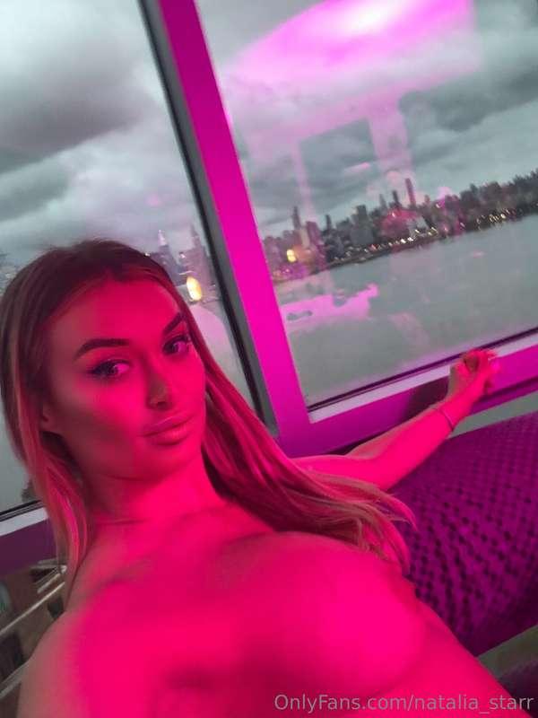 I'm doing custom videos 💖🤭