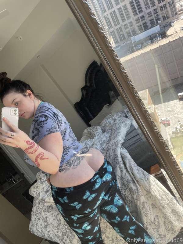 Like this if you LOVE my ass 🤗