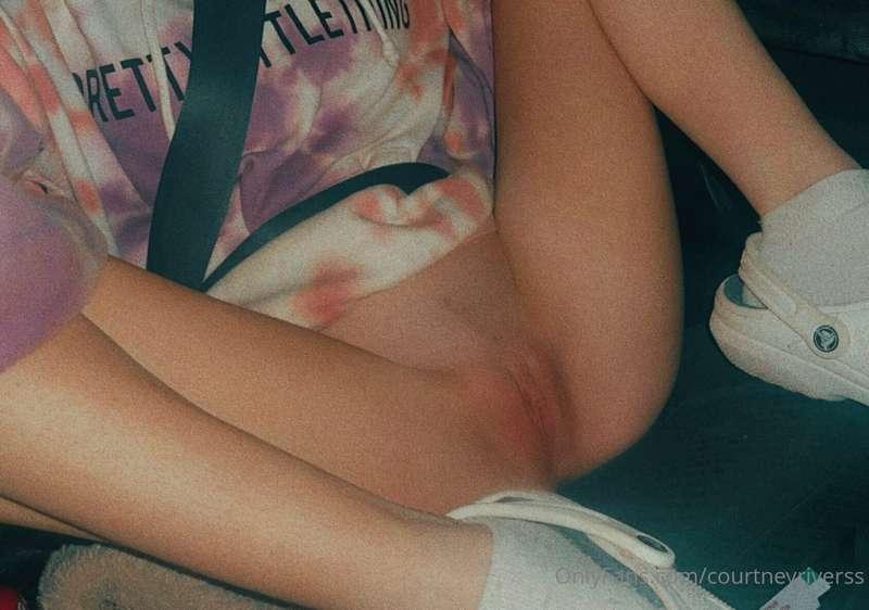 Would you fuck me right here?