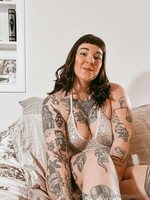 Finally got a new shoot done today. Heart and tip if you’d l..