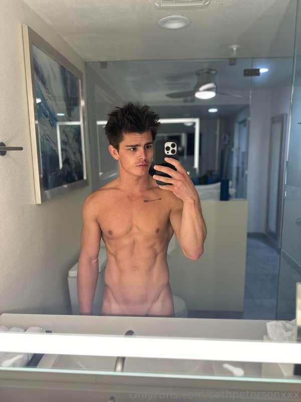 sethpetersonxxx image #0