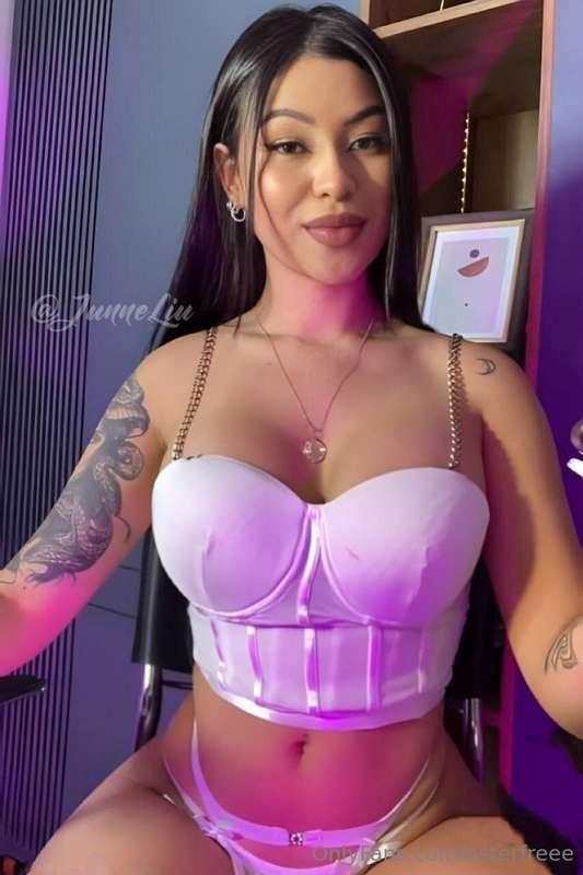 ℌ𝔦 𝔟𝔞𝔟𝔢 ℑ'𝔪 💋💕 @junneliu 💋💕ᴀ ʜᴏᴛ ʙʀᴜɴᴇᴛᴛᴇ 🥵 ᴡʜᴏ ʟᴏᴠᴇꜱ ɴᴀᴛᴜʀᴇ..