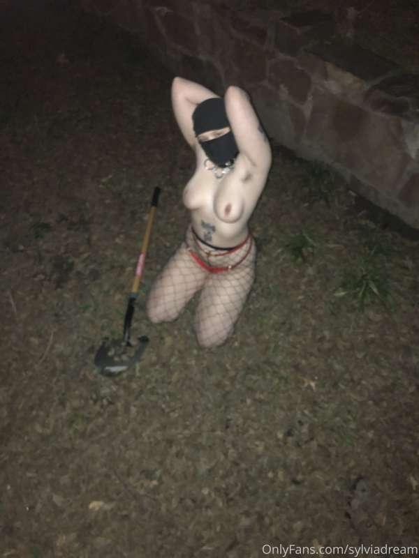 let me get on my knees for you and dig our grave
