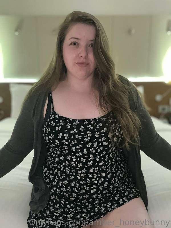 amber_honeybunny main image