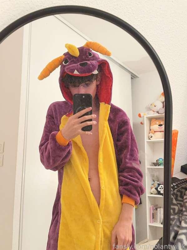nolantwink image #3