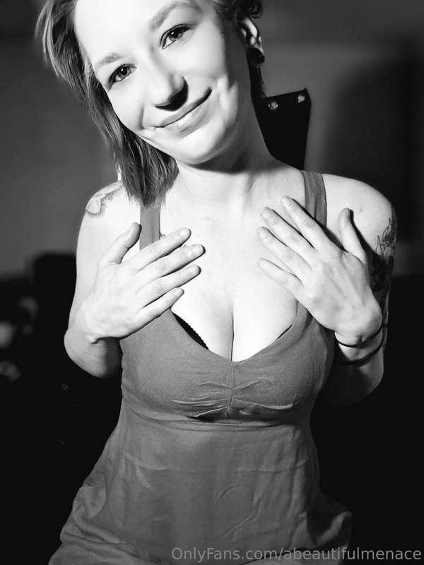 I have the perfect outfit for date night,Now I just need a d..