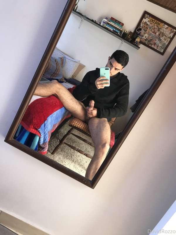 Hi Babes, here you have the hot video that I promised you 🔥💕..