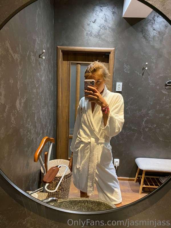 Massage time, help me with booty 😂♥️
