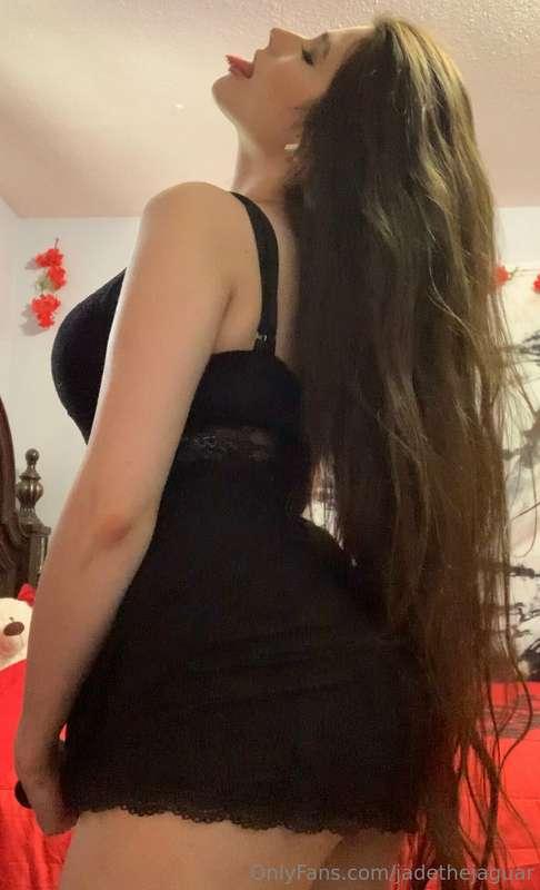 Your waifu 👅