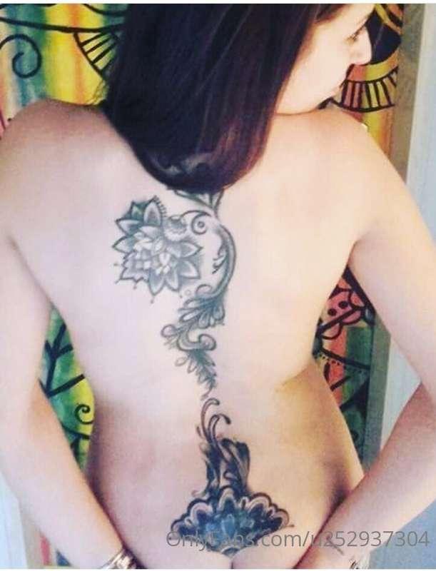 you like to see how far the tattoo on my back goes 😈 🔥