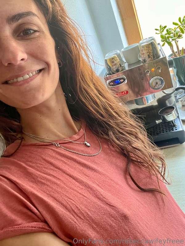 Took some kitty pics, wannna see?🥰🍆🍆💖💖#skinny #gamer #tiny #..