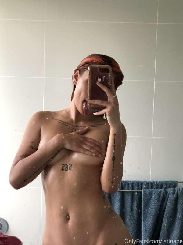 💦