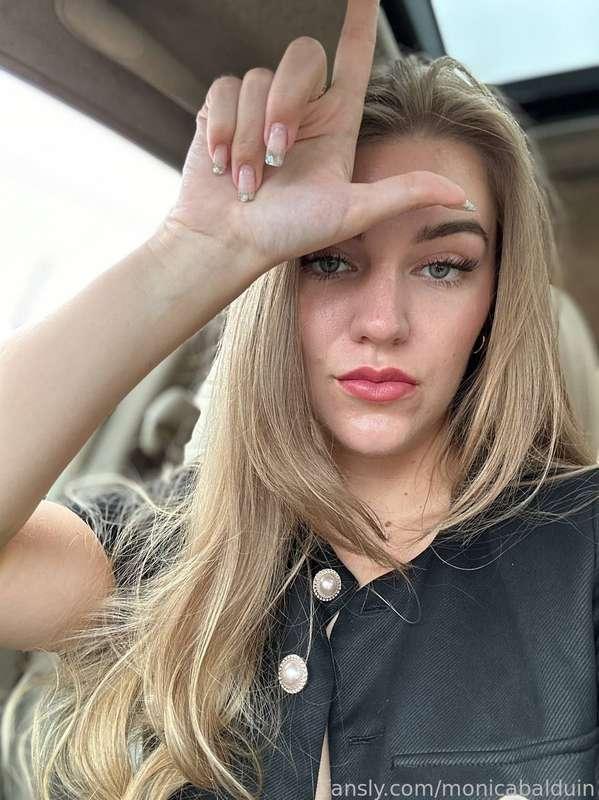 monicabalduin image #0