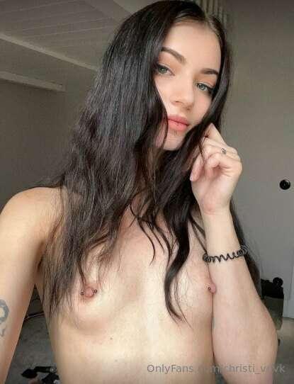 Hot @rachael_moon will fulfill all your dirty dreams 😈 Sweet..