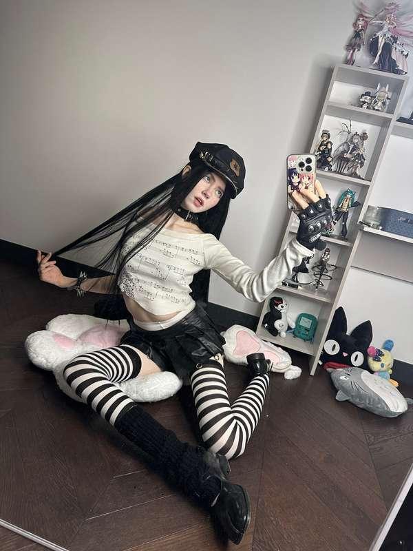 hehe y like my outfits??? ^^*