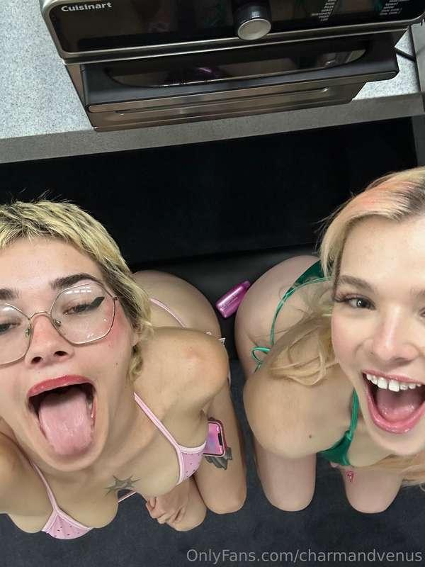 Mouths open and ready for you 😘
