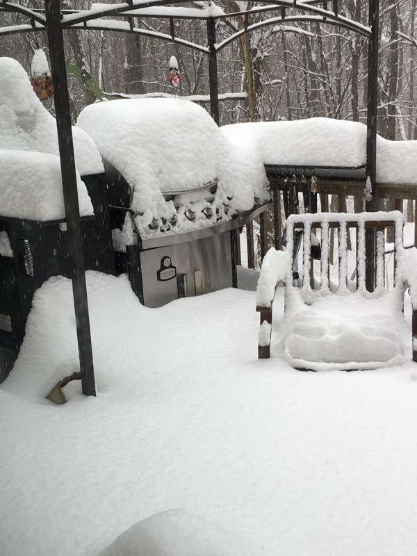 thank fucking God I'm not in Michigan right now. Look at thi..