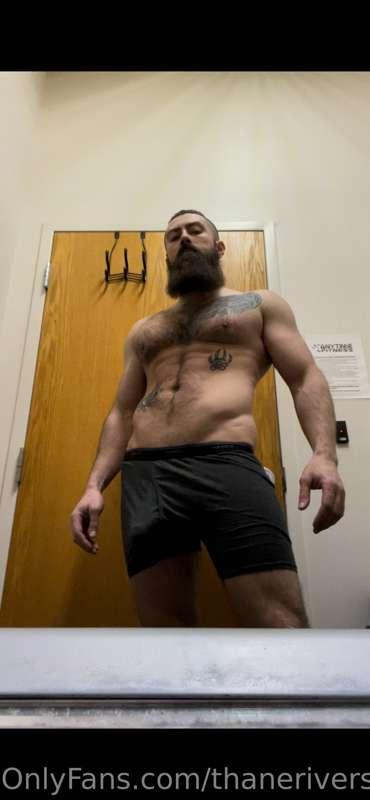Day 2 without cumming… it’s already wanting to burst out!