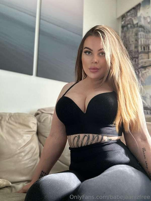 @babejaaniz 😍💋