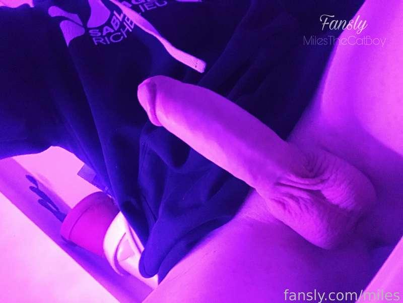 Wish I was balls deep inside you rn 
#femboy #fyp #cock #hugecock