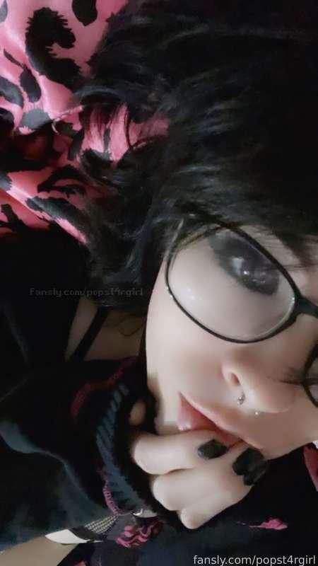 doin black hair again for a lil bit hehe 🖤

#trans #transgirl #mtf #emo #scene #scenegirl #emogirl #fyp #egirl #goth #ass #thighs #lingere #girlcock