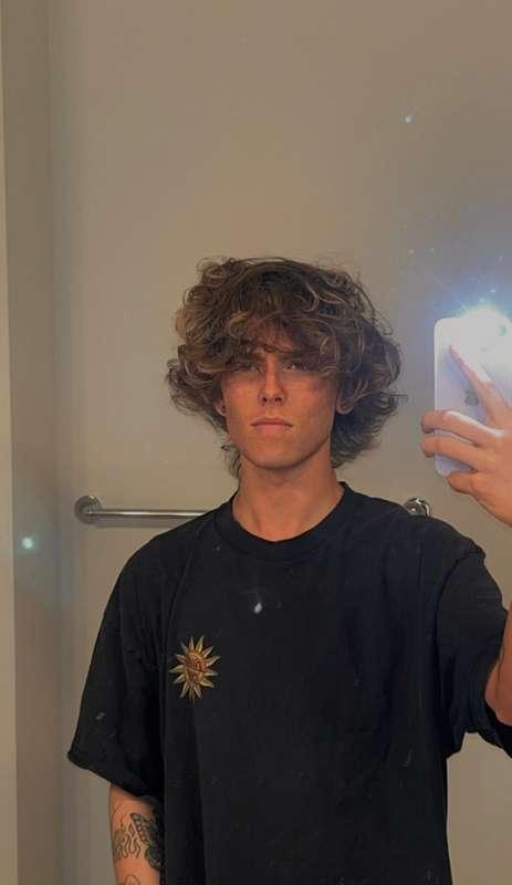 If you’re awake, I owe you some cock🍆