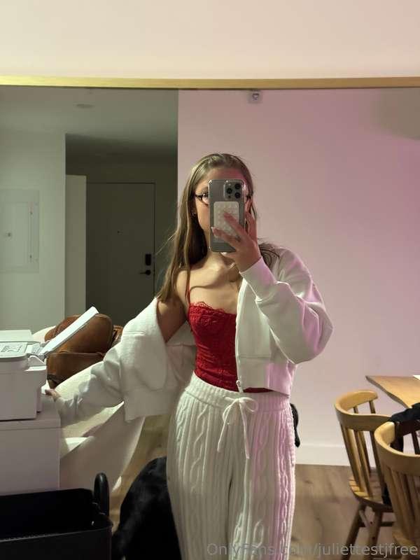 Rate my tits on 10 🐒