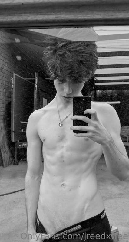 i wish you could see my dick in this mirror