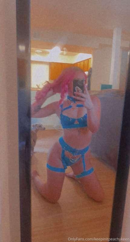 What do we think y’all what should I do with this set??? 🤤🤔