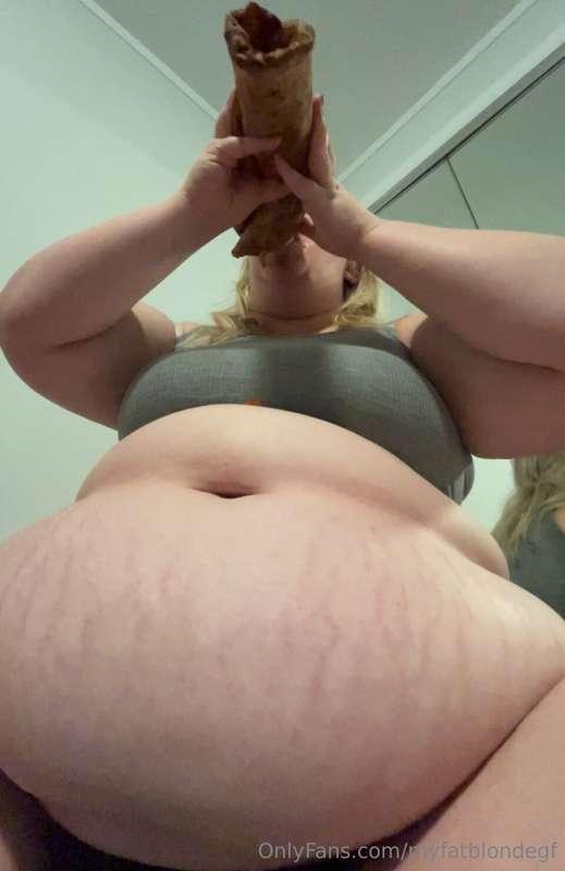myfatblondegf image #2