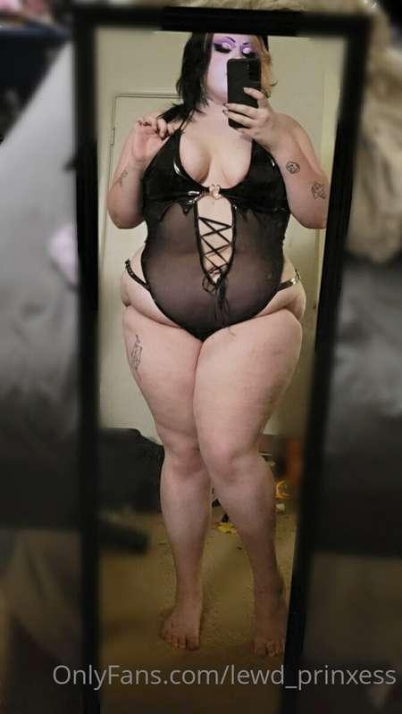 I can't wait to take proper photos in this, want to watch me..