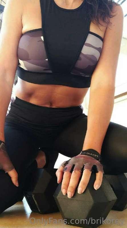 Gym day!! want to see my workout routine?