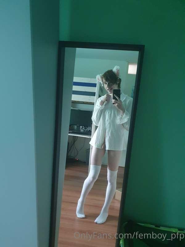 Am i not the most adorable lil thing :3