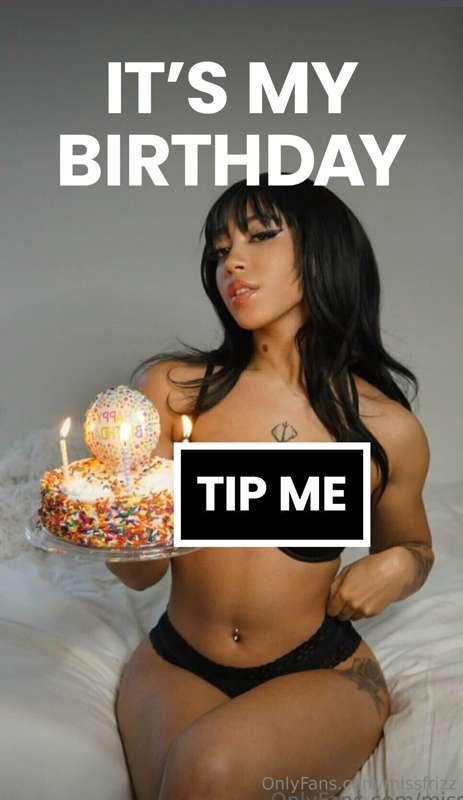 🖤 **IT'S MY FREAKIN BIRTHDAY** 🖤 

If you haven't unlocked t..