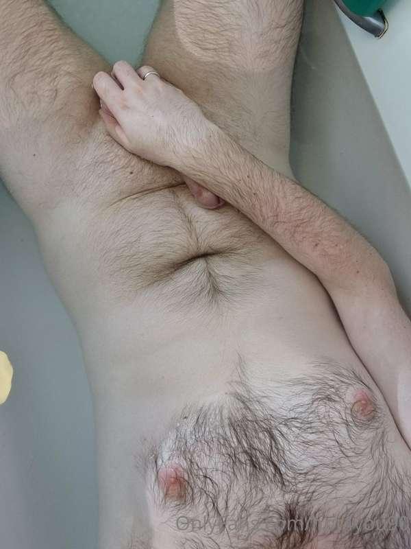 Care to join me? 🛀
