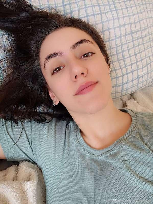 Yok canım ne uyuyakalması
Günaydınnn ☀️