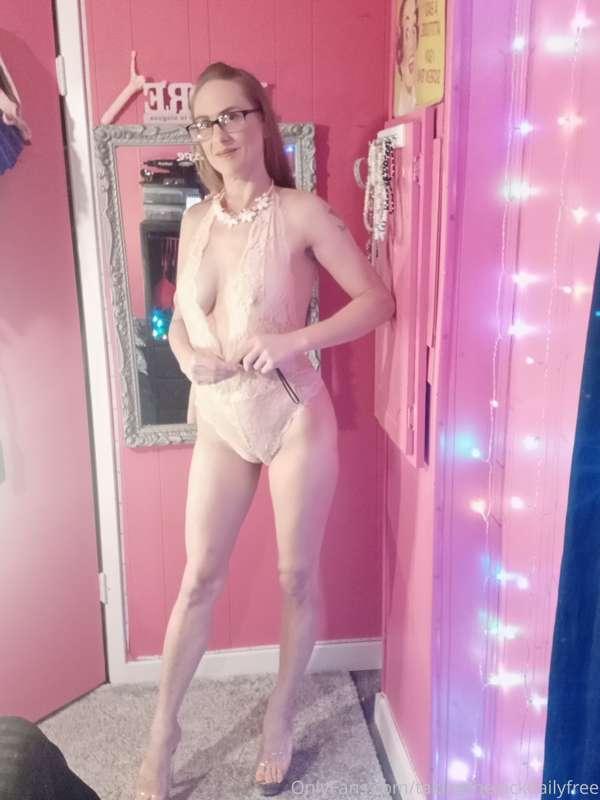 Trying on new outfits from Shein. Best deals ever.