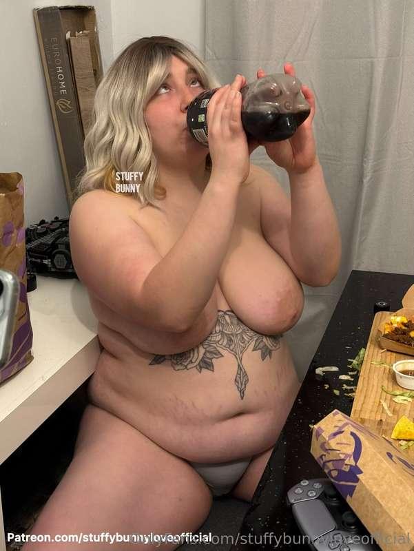 Taco Bell Stuffing | Pics  Mid Stuffing photoshoot ♥️