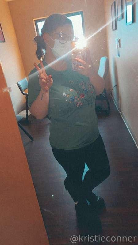 Feels so good to be back in my pre pregnancy clothes and to ..