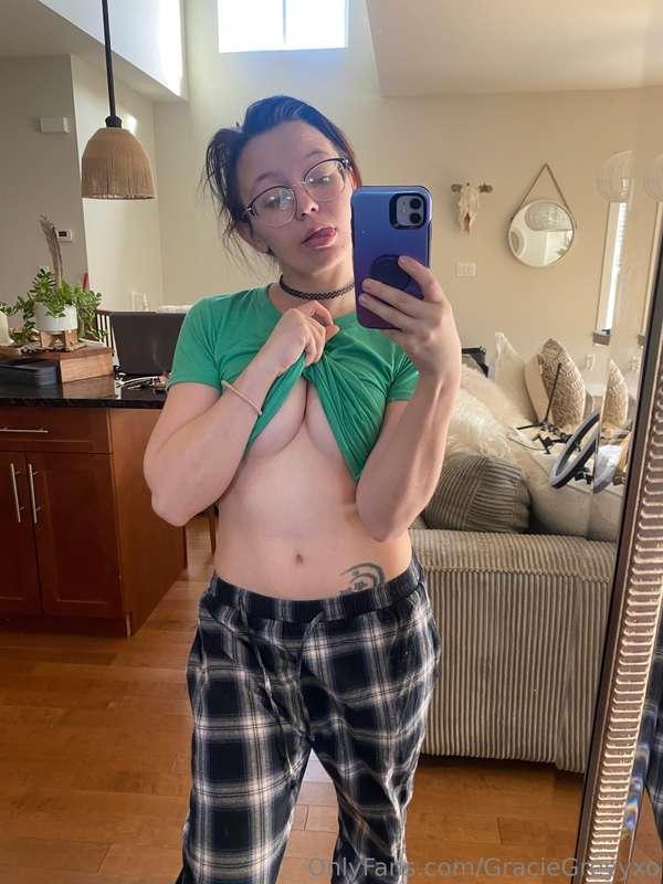 I’m a laze around the house in jammies all day kinda gal.