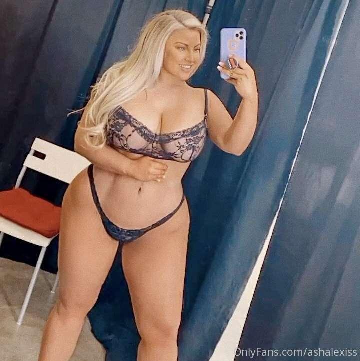 Thursday tease 😈
