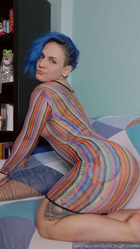 should i bring back my blue hair? or stick to red?