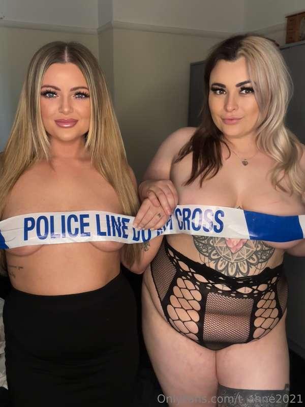 👮🏼👮🏻