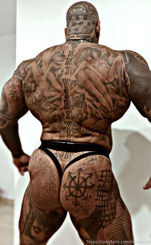 Gained some weight and my ass got bigger!!! Anyone wants to ..