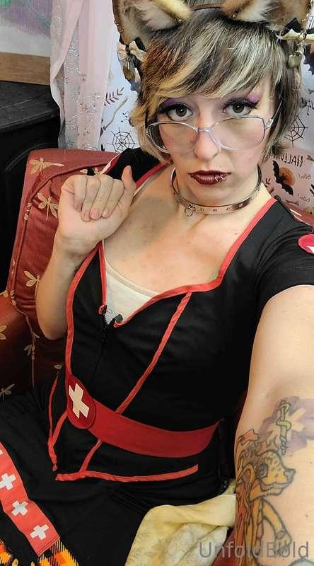 Hope you all had a happy Halloween 🎃  Two Halloweens ago nur..