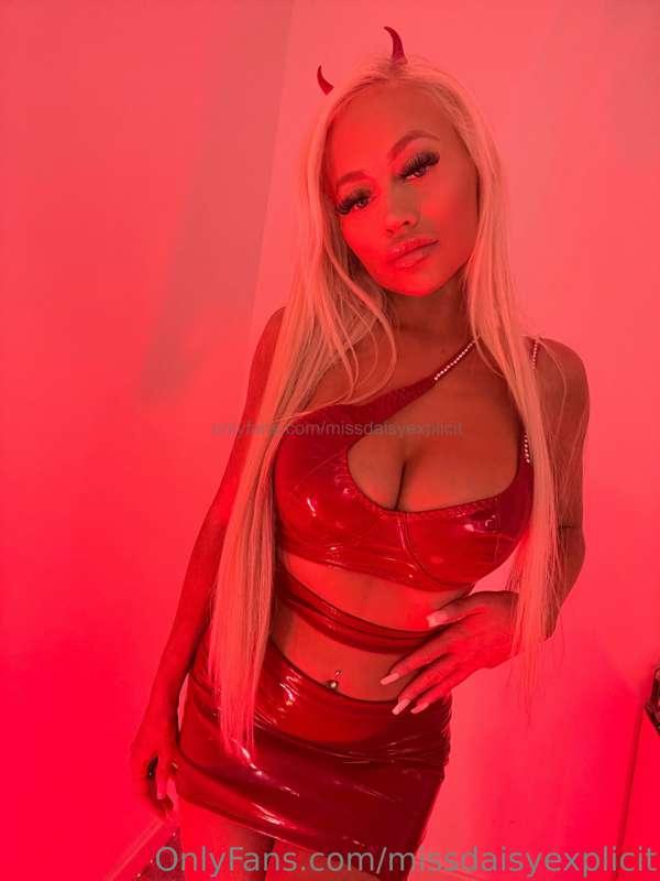 Red pvc 💋🌶