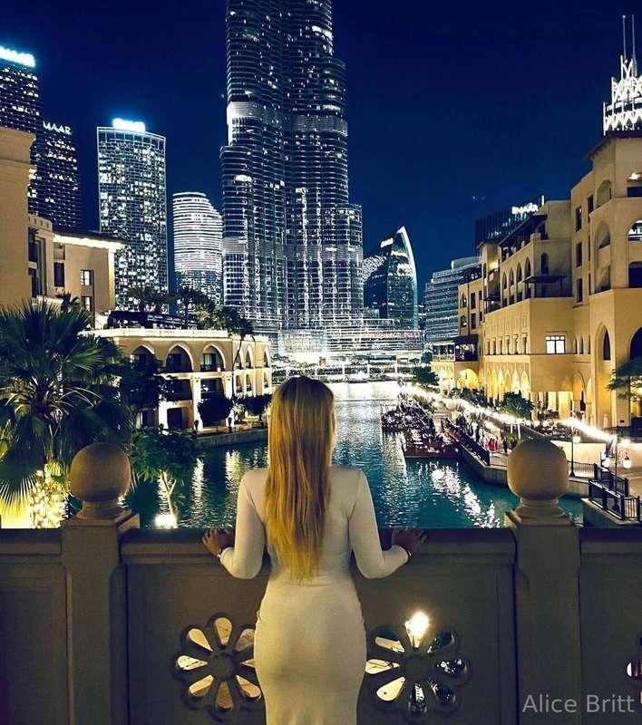 The world gives way to the one who knows where he's going🌎