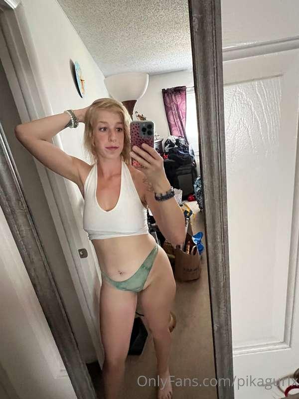 My body is a work in progress 🔥🔥🖤🖤